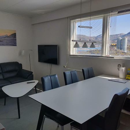 Vandrehuset 2 Og 3 Nuuk Exterior photo