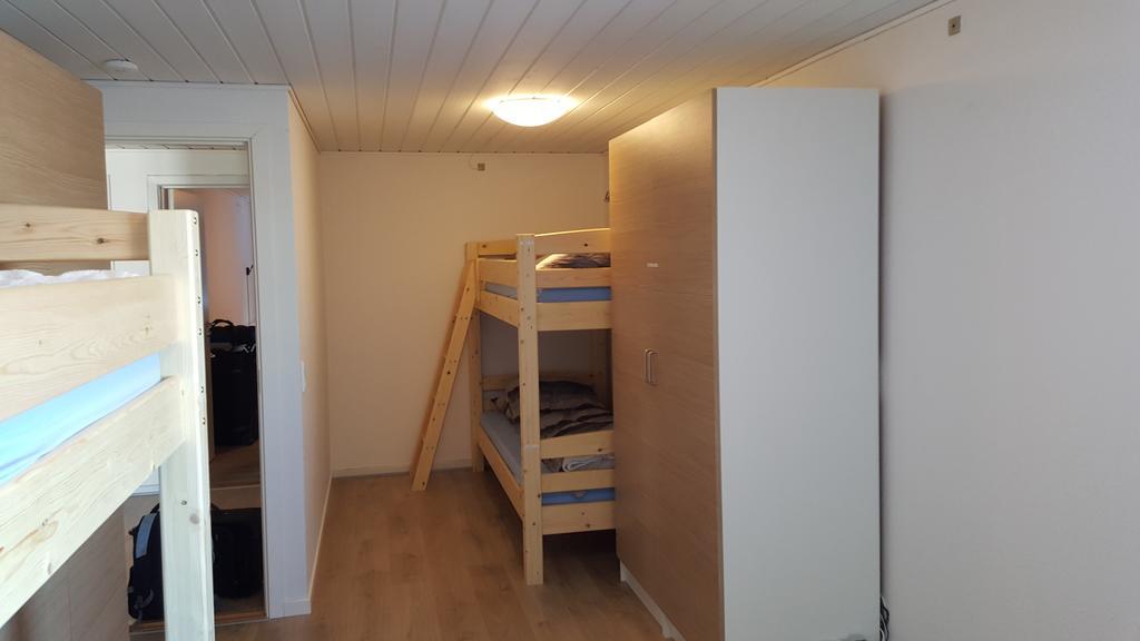 Vandrehuset 2 Og 3 Nuuk Room photo